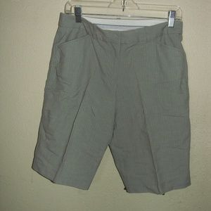 Worthington shorts size 6 Petite